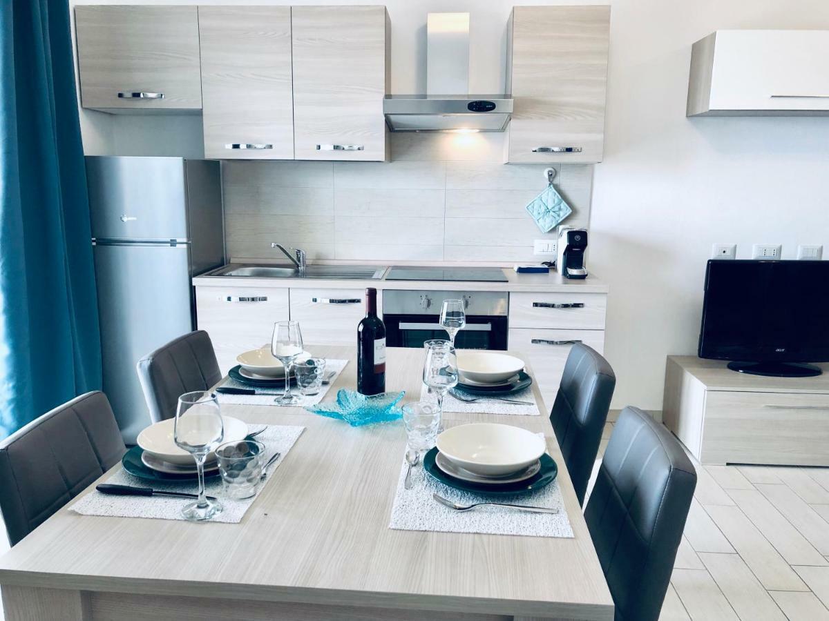 Apartment Tramonto Sea-Front 발레도리아 외부 사진