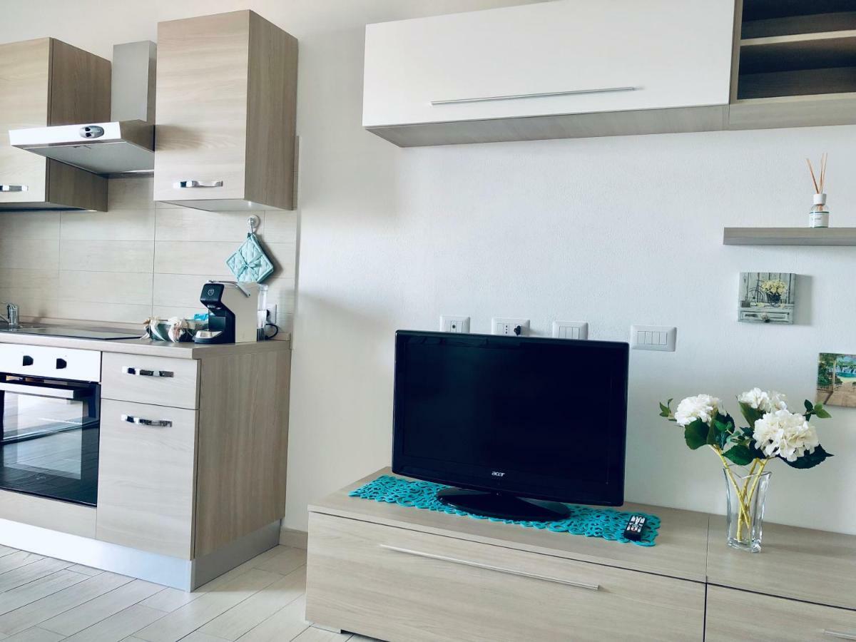Apartment Tramonto Sea-Front 발레도리아 외부 사진