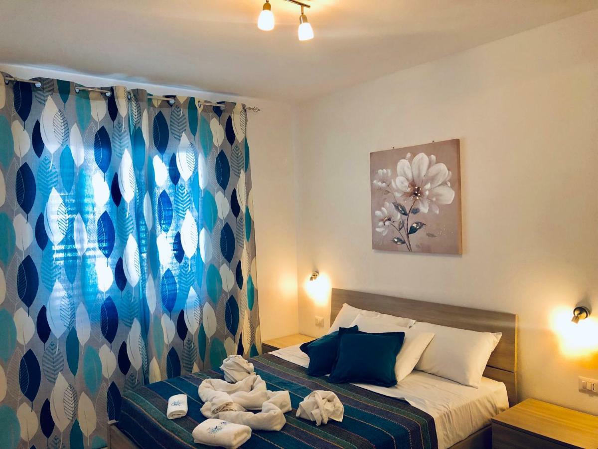 Apartment Tramonto Sea-Front 발레도리아 외부 사진