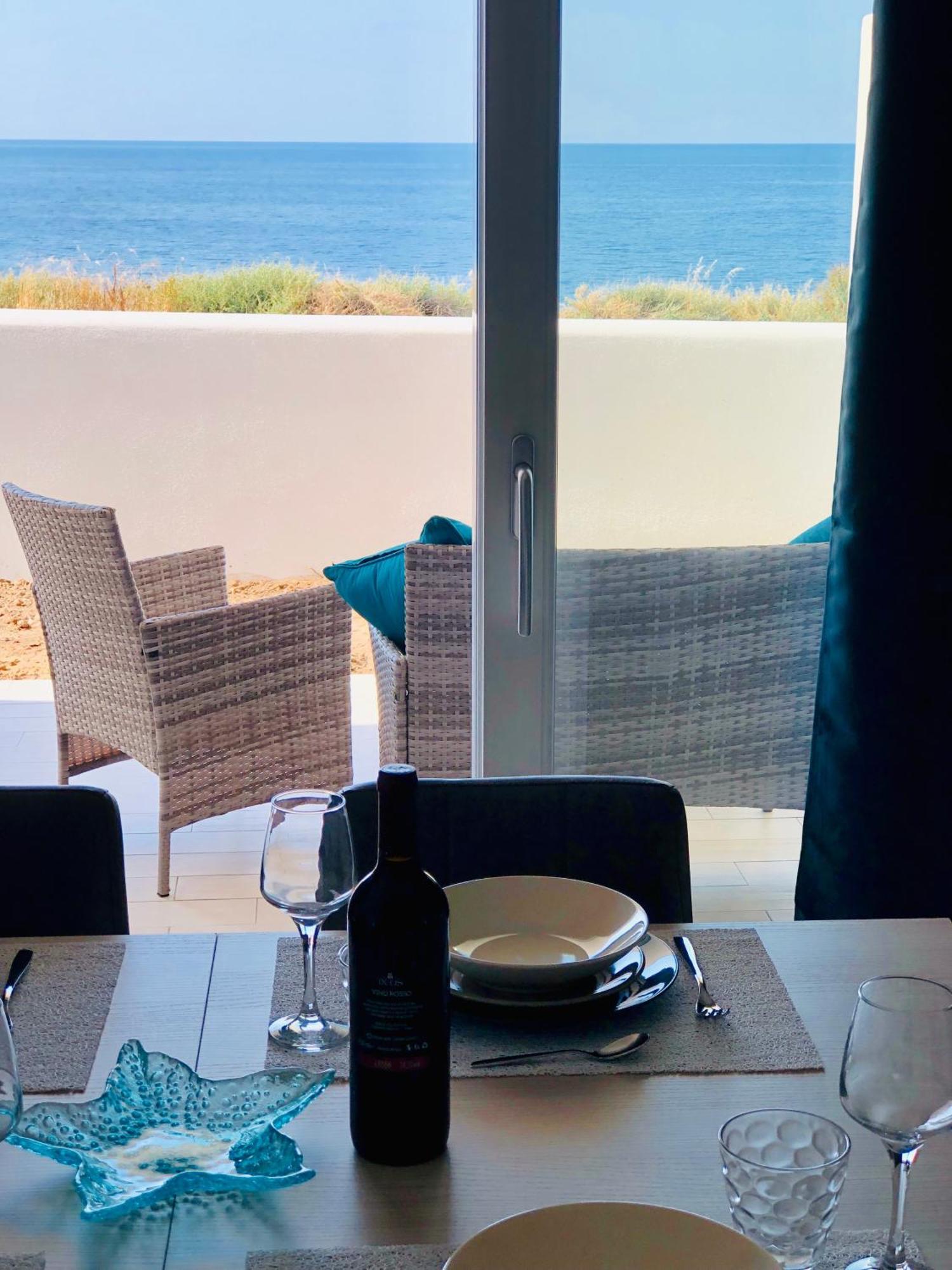 Apartment Tramonto Sea-Front 발레도리아 외부 사진