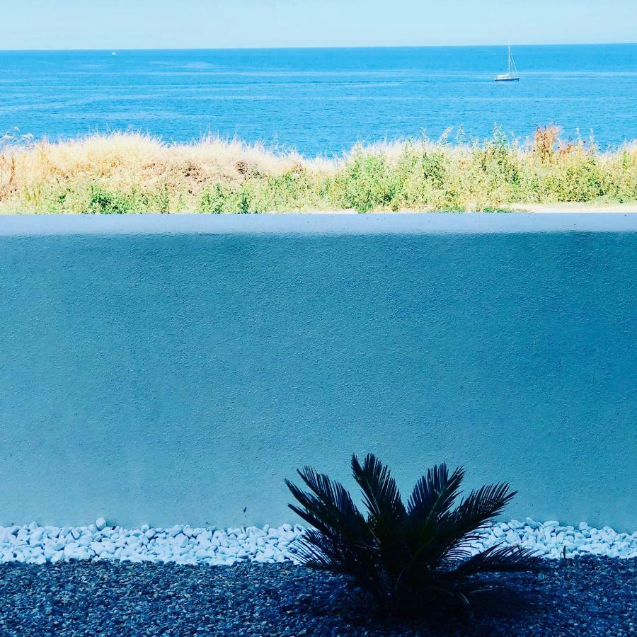 Apartment Tramonto Sea-Front 발레도리아 외부 사진